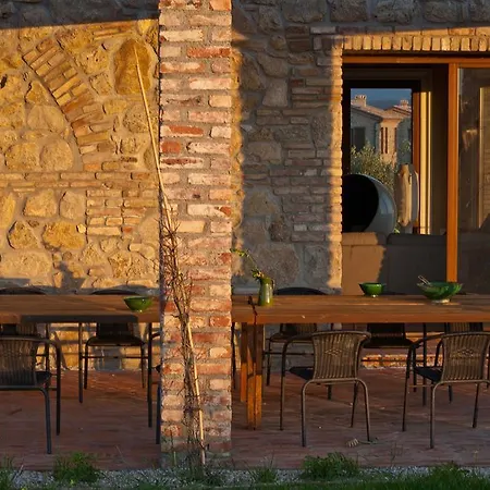 Tuscany Forever Premium Apartments Volterra Esterno foto